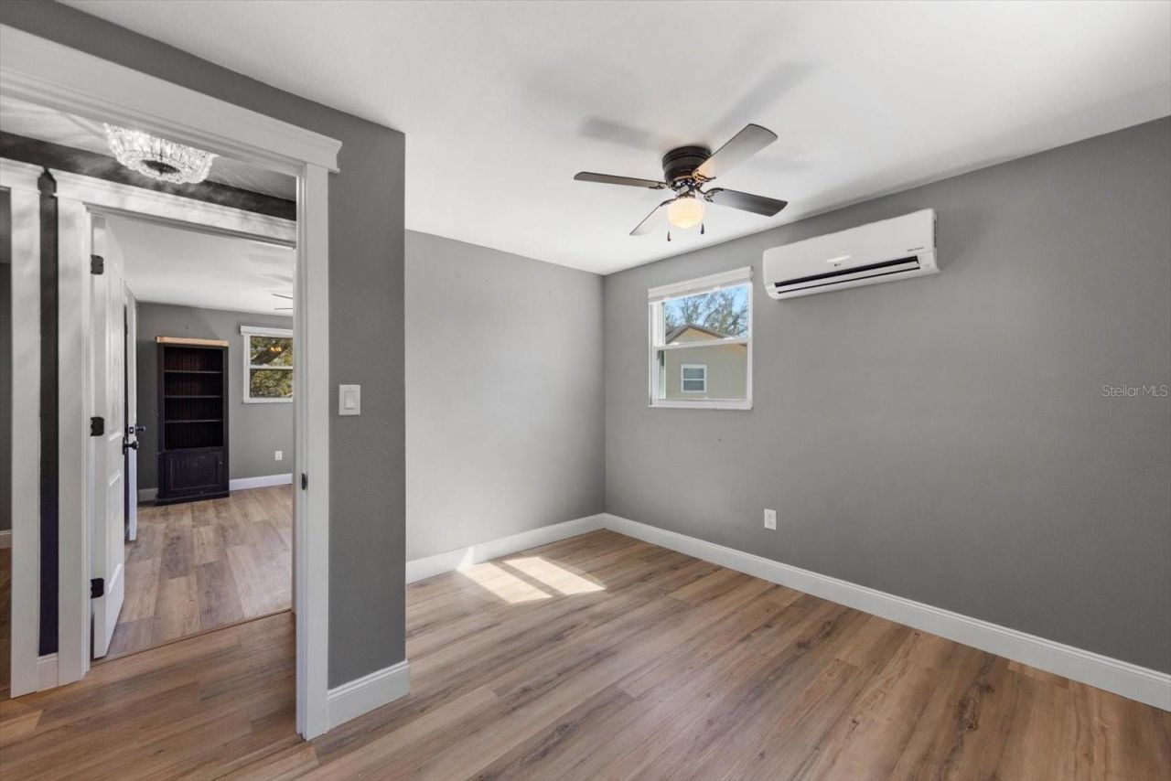 12468 Empire Drive, Seminole, FL 33772 Photo