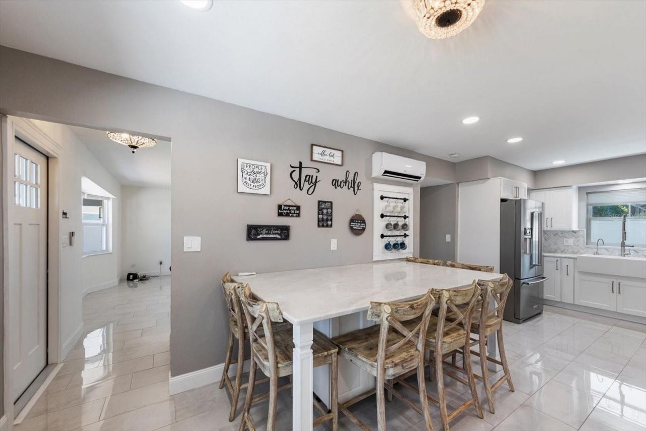 12468 Empire Drive, Seminole, FL 33772 Photo