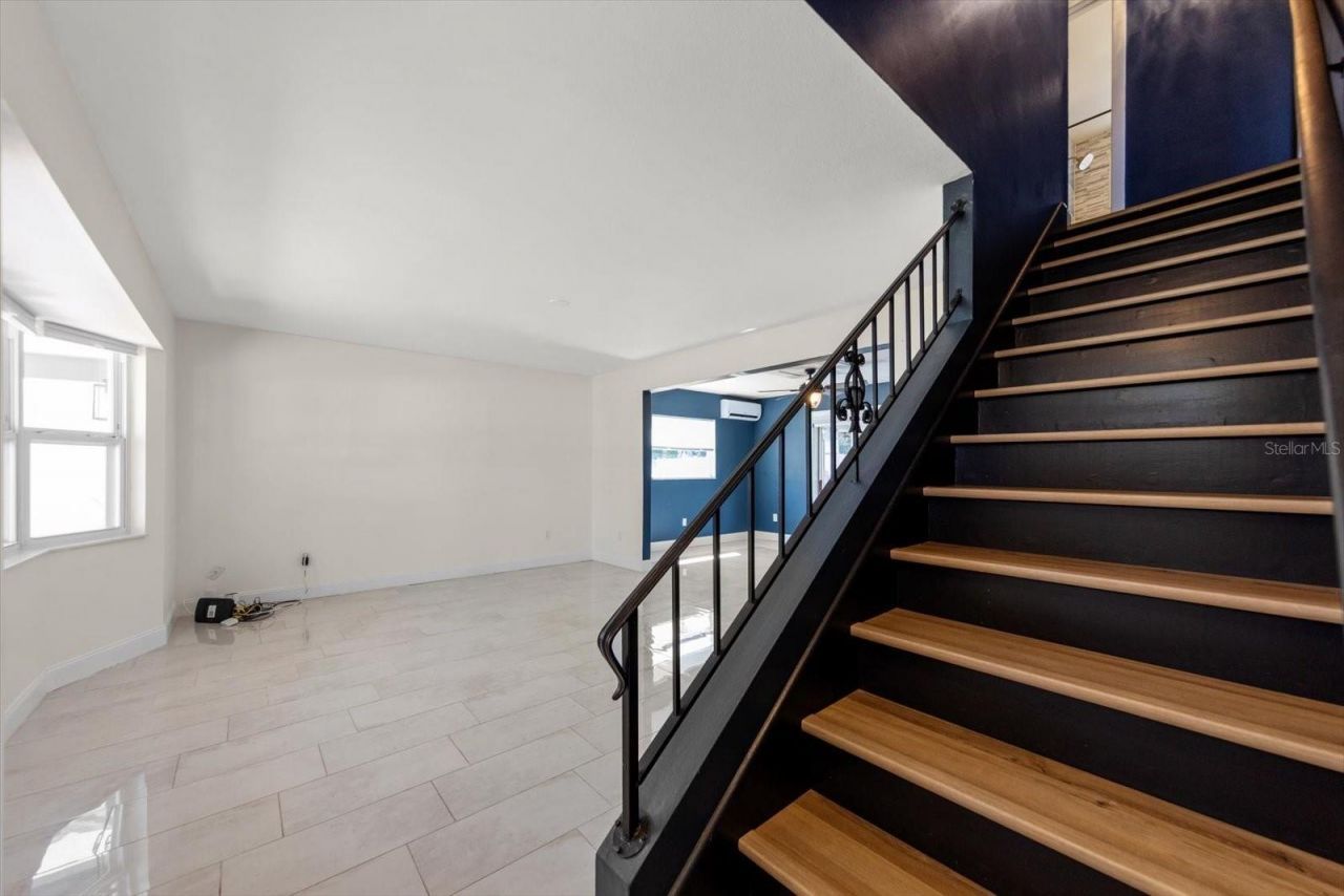 12468 Empire Drive, Seminole, FL 33772 Photo