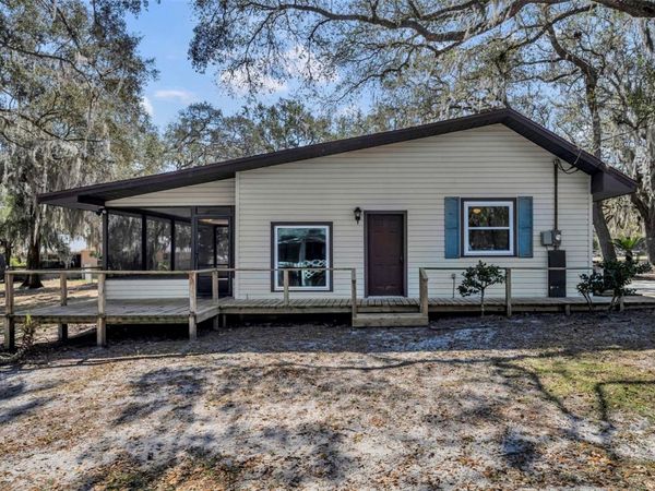 9043 SE 180TH AVE , OCKLAWAHA, FL 32179