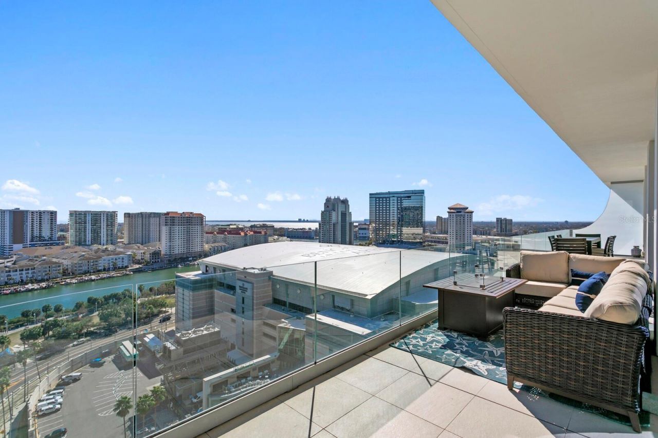 1000 Water Street, Unit 1502, Tampa, FL 33602 Photo