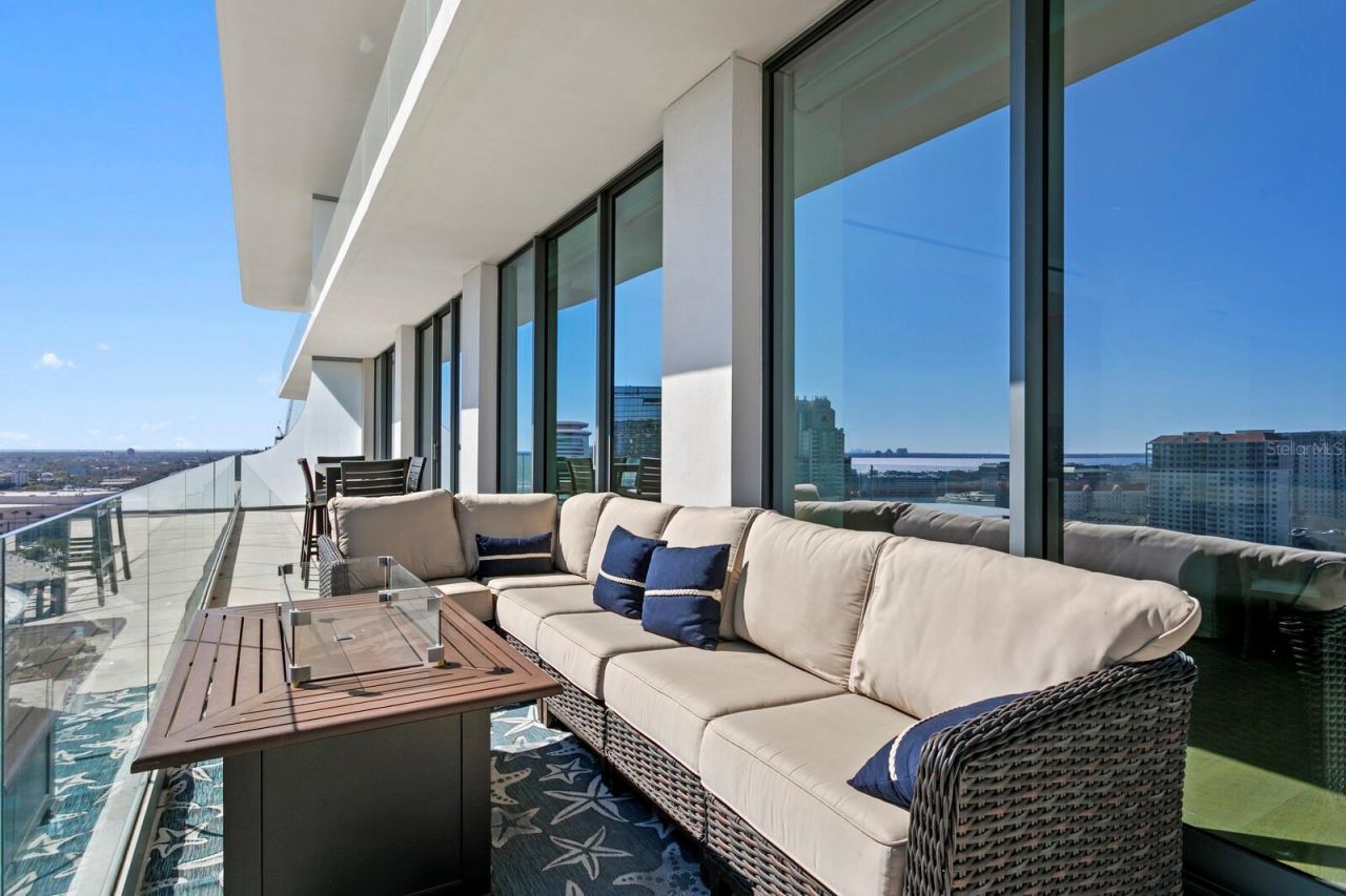 1000 Water Street, Unit 1502, Tampa, FL 33602 Photo