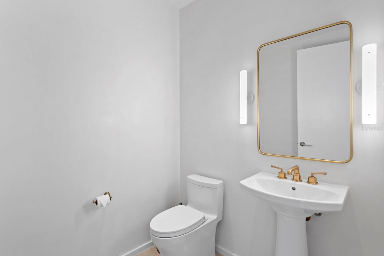 1000 Water Street, Unit 1502, Tampa, FL 33602 Photo