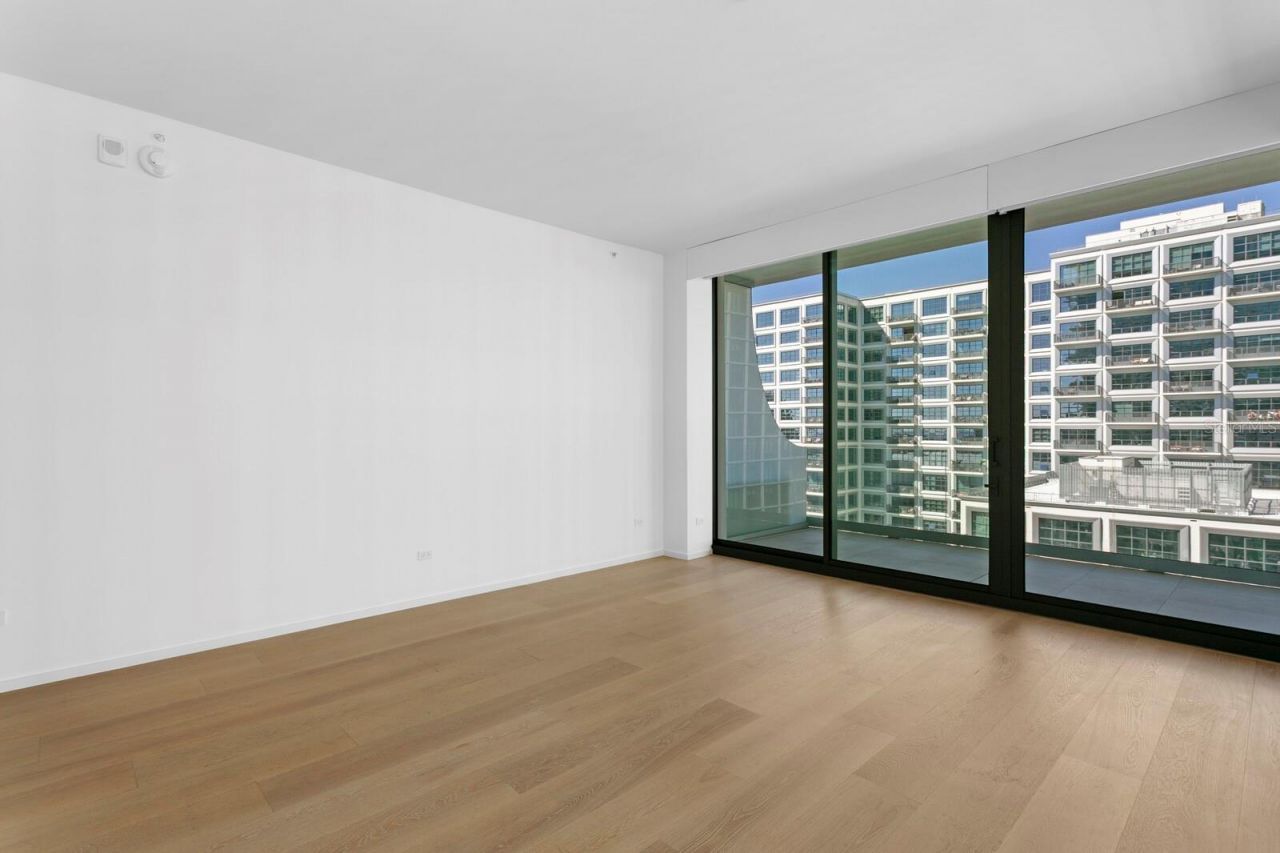 1000 Water Street, Unit 1502, Tampa, FL 33602 Photo