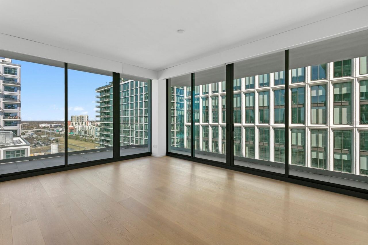 1000 Water Street, Unit 1502, Tampa, FL 33602 Photo