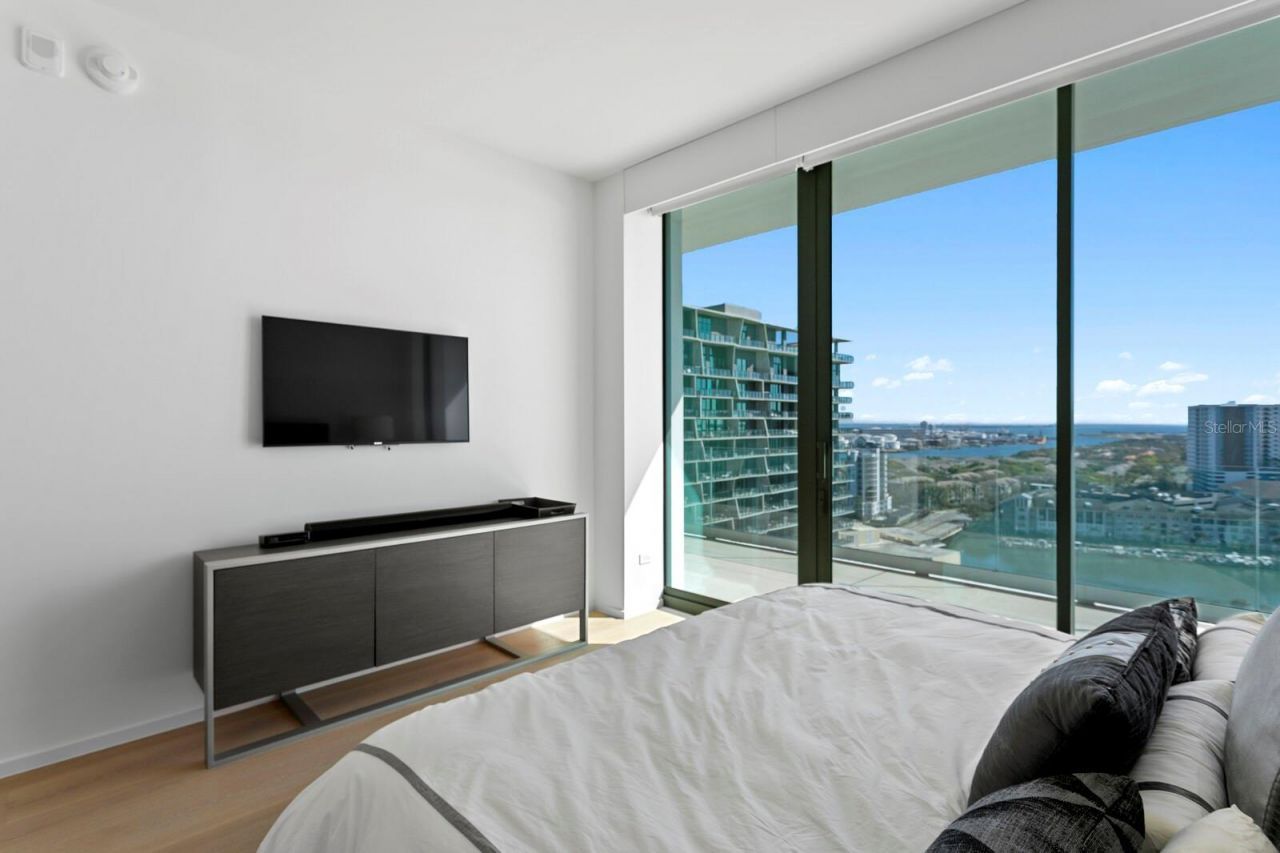 1000 Water Street, Unit 1502, Tampa, FL 33602 Photo