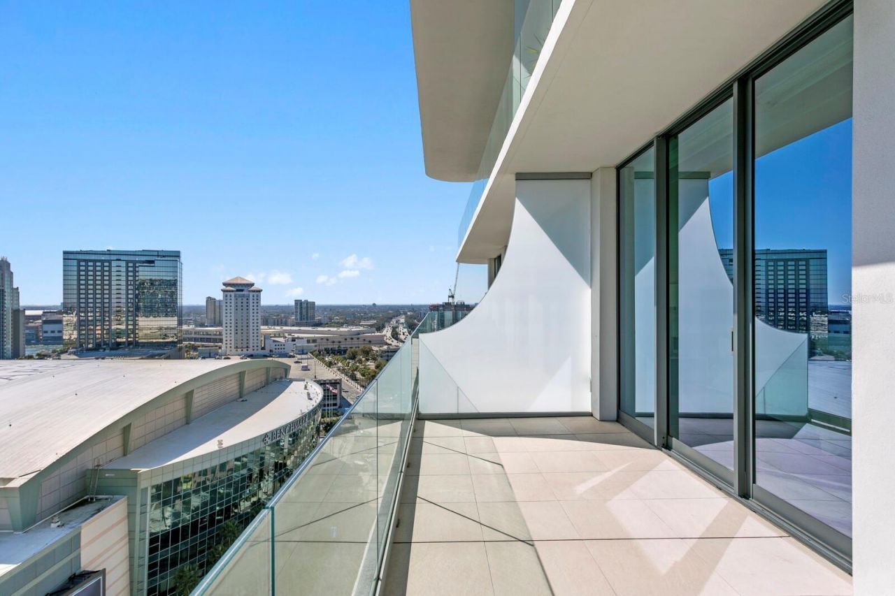 1000 Water Street, Unit 1502, Tampa, FL 33602 Photo