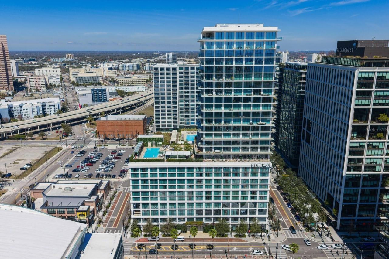 1000 Water Street, Unit 1502, Tampa, FL 33602 Photo