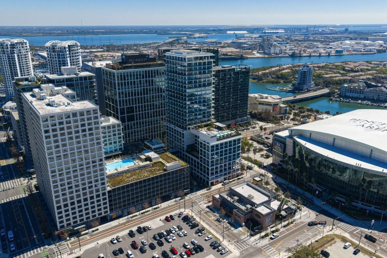 1000 Water Street, Unit 1502, Tampa, FL 33602 Photo
