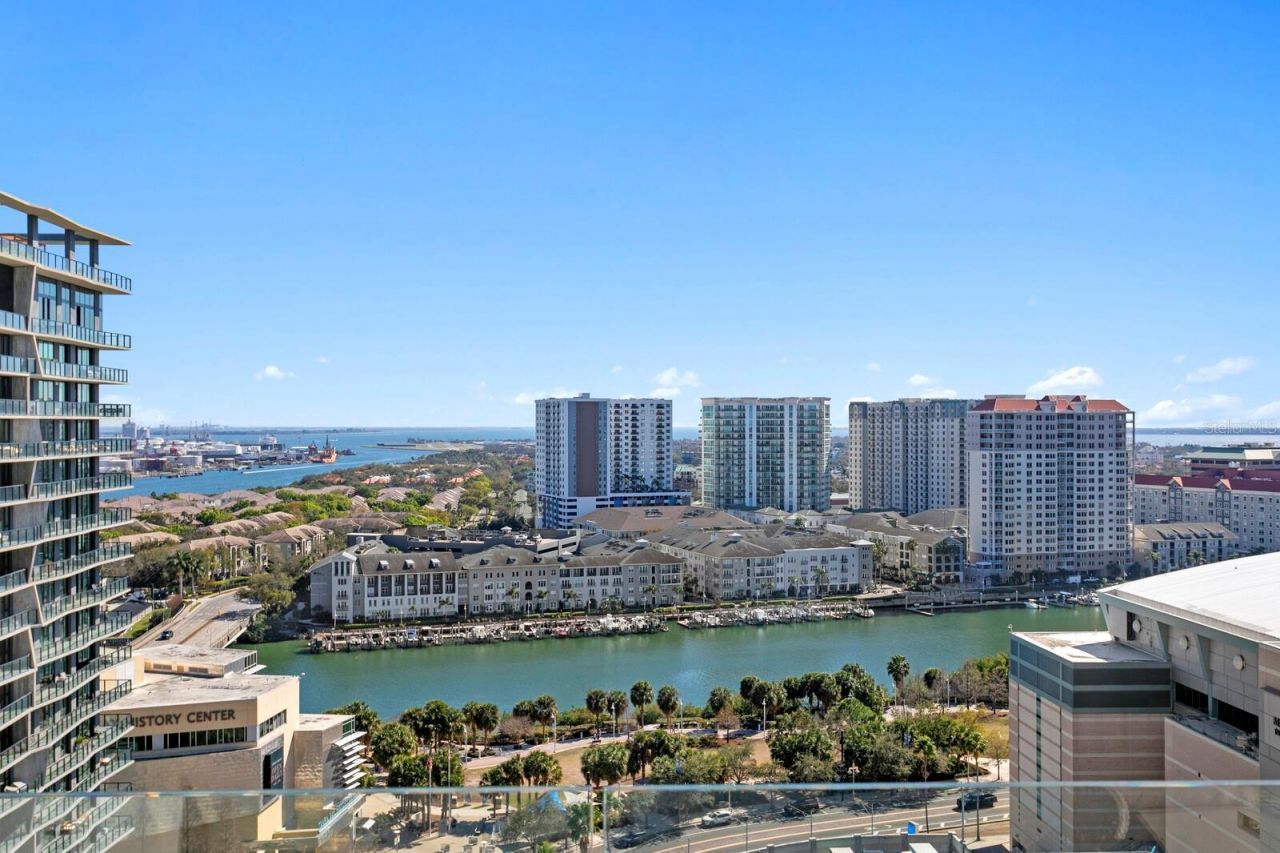 1000 Water Street, Unit 1502, Tampa, FL 33602 Photo