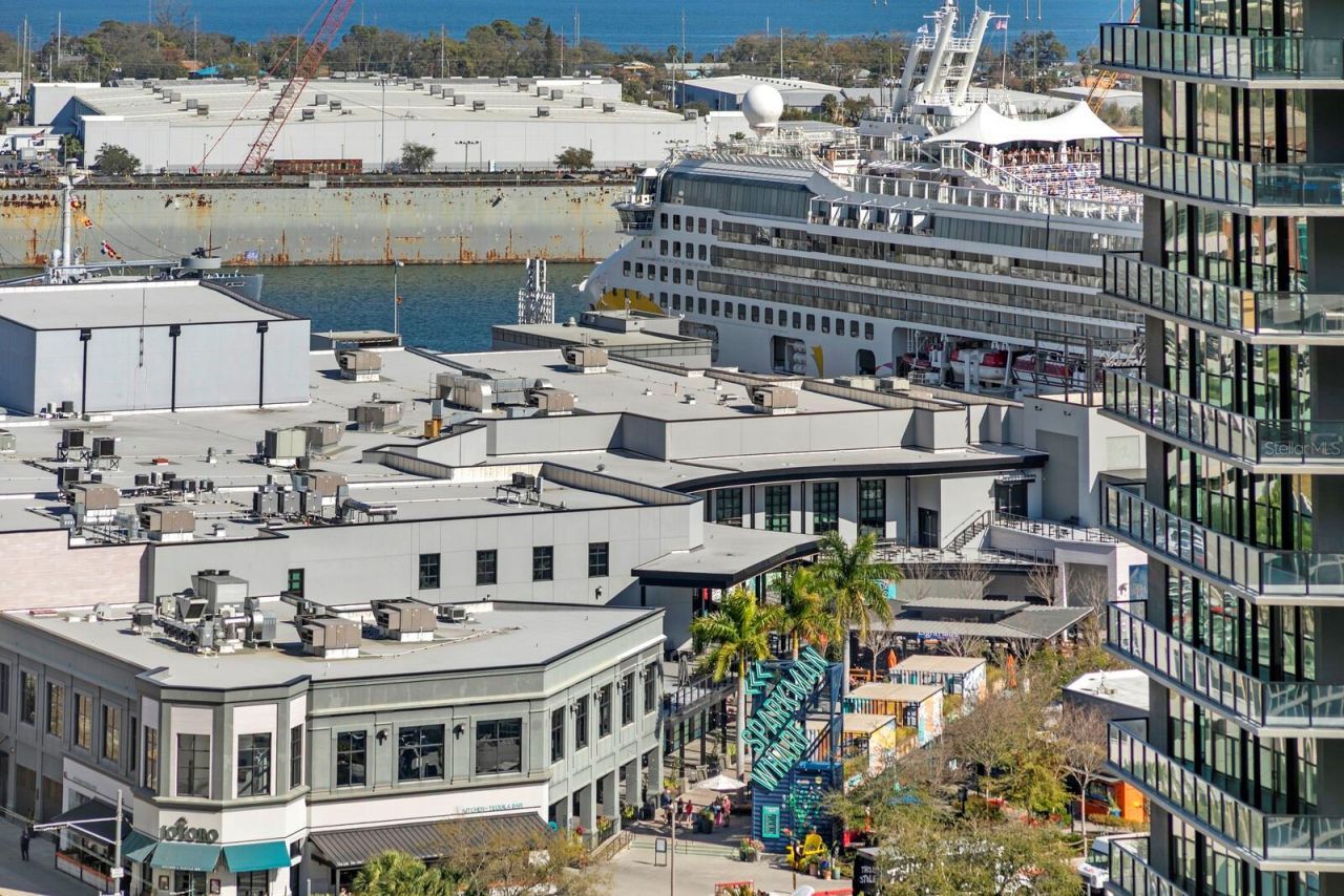 1000 Water Street, Unit 1502, Tampa, FL 33602 Photo