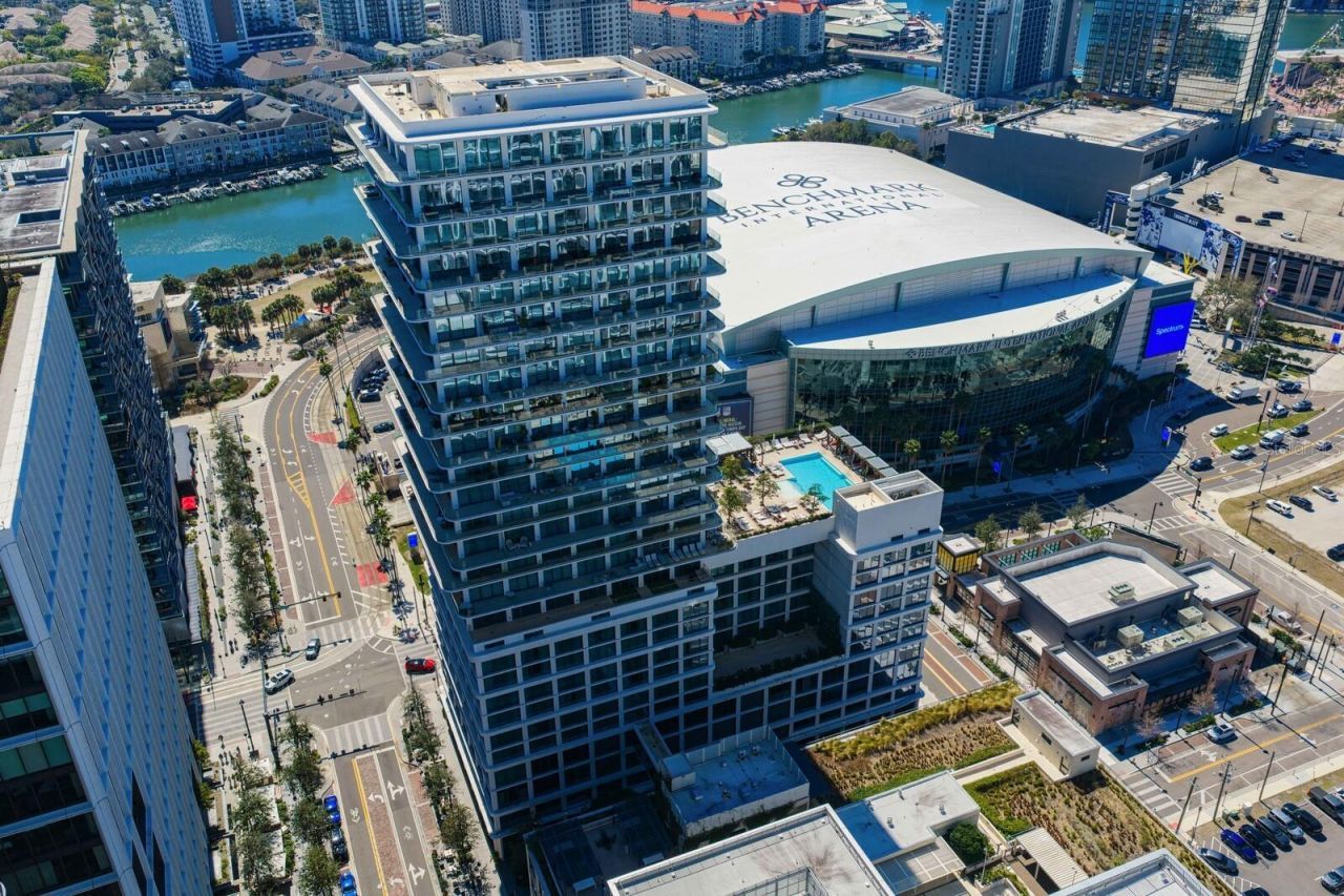 1000 Water Street, Unit 1502, Tampa, FL 33602 Photo