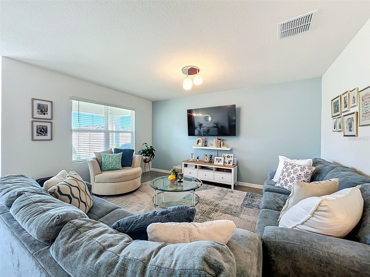 1737 Aurora Ridge Drive, Zellwood, FL 32798 Photo