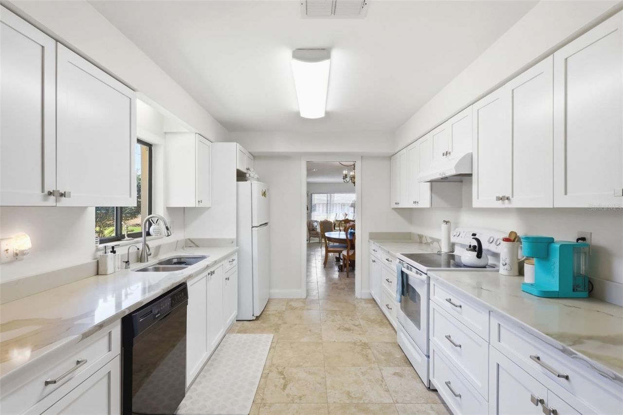 727 Green Road , New Smyrna Beach, FL 32168 Photo