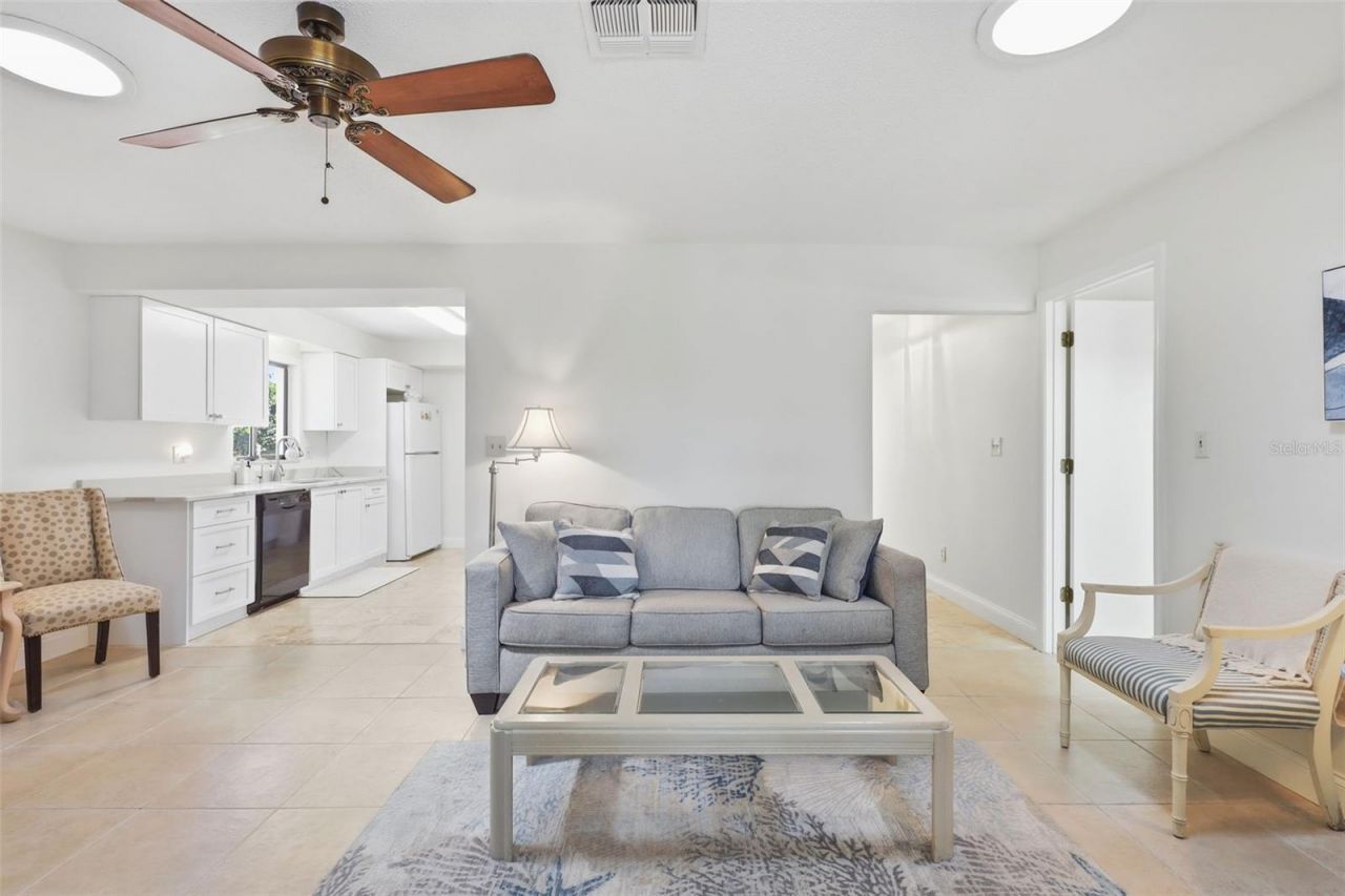 727 Green Road , New Smyrna Beach, FL 32168 Photo