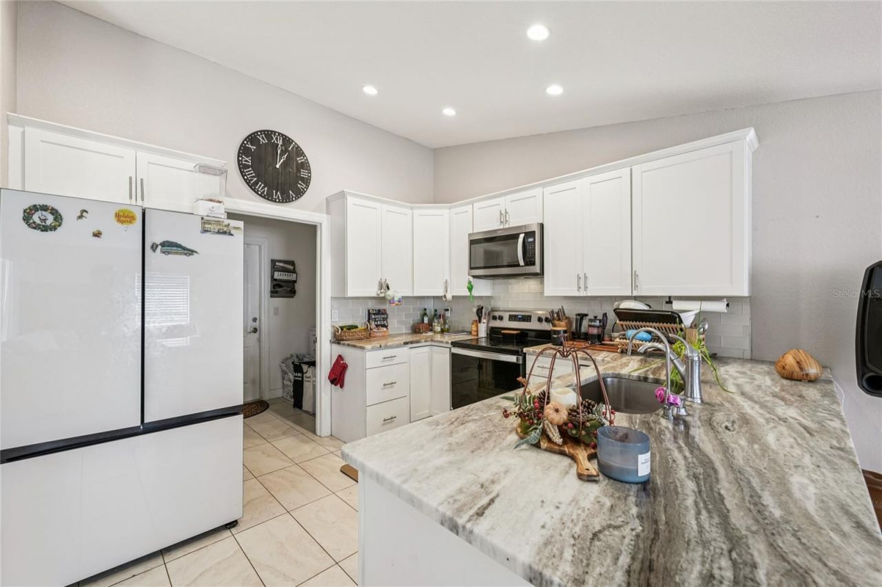 1910 Lorna Avenue, Lehigh Acres, FL 33972 Photo