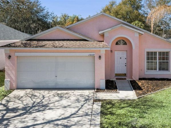 1009 WINDING WATER WAY, CLERMONT, FL 34714