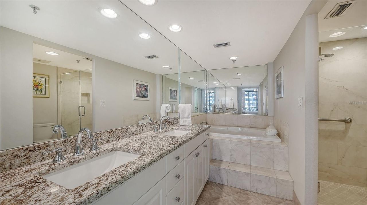 1445 Gulf Of Mexico Drive, Unit 101, Longboat Key, FL 34228 Photo