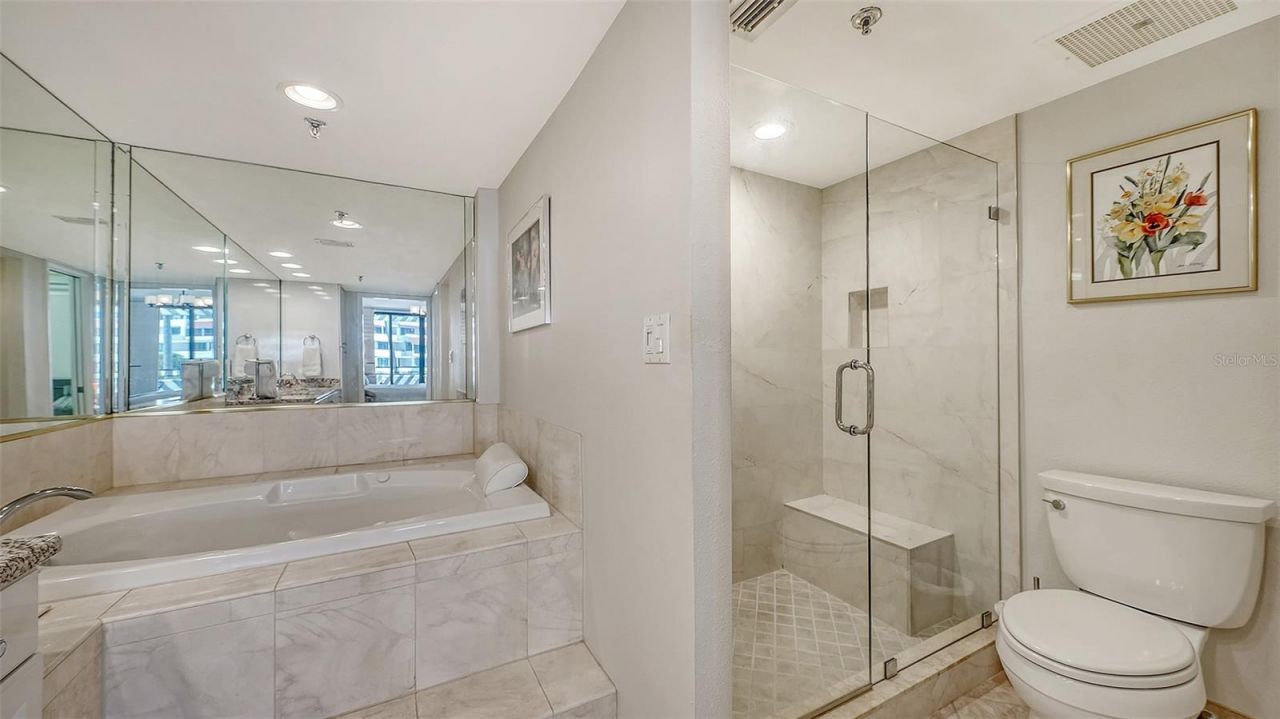 1445 Gulf Of Mexico Drive, Unit 101, Longboat Key, FL 34228 Photo