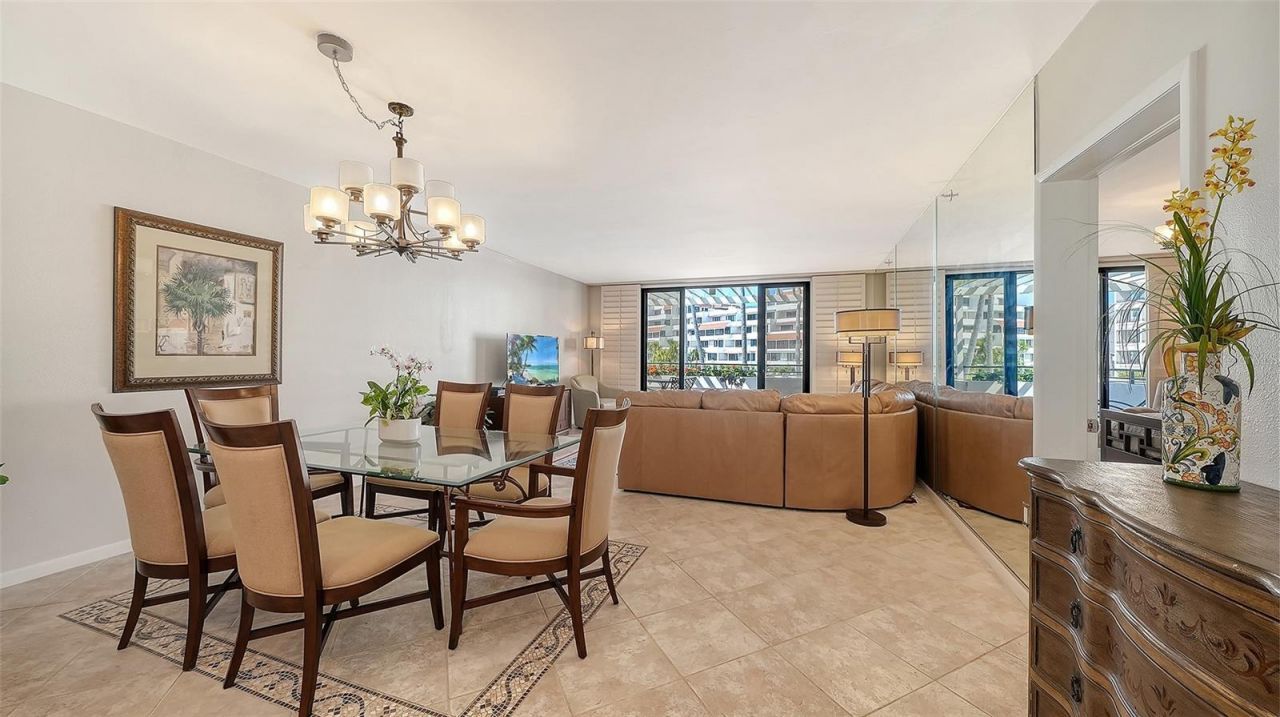 1445 Gulf Of Mexico Drive, Unit 101, Longboat Key, FL 34228 Photo