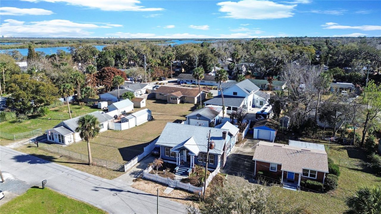 118 E Yelkca Terrace , Edgewater, FL 32132 Photo