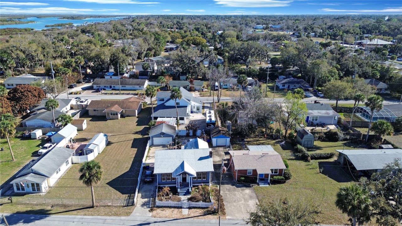 118 E Yelkca Terrace , Edgewater, FL 32132 Photo