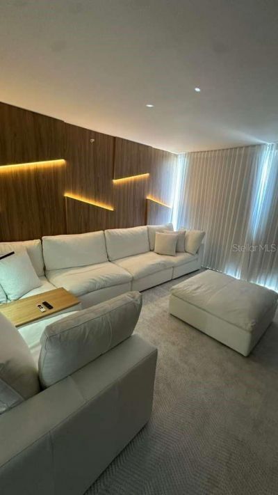 20505 E Country Club Drive , Unit 534, Miami, FL 33180 Photo