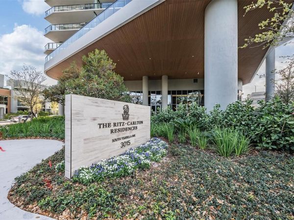 3015 S YSABELLA AVENUE, Unit 2003, TAMPA, FL 33629