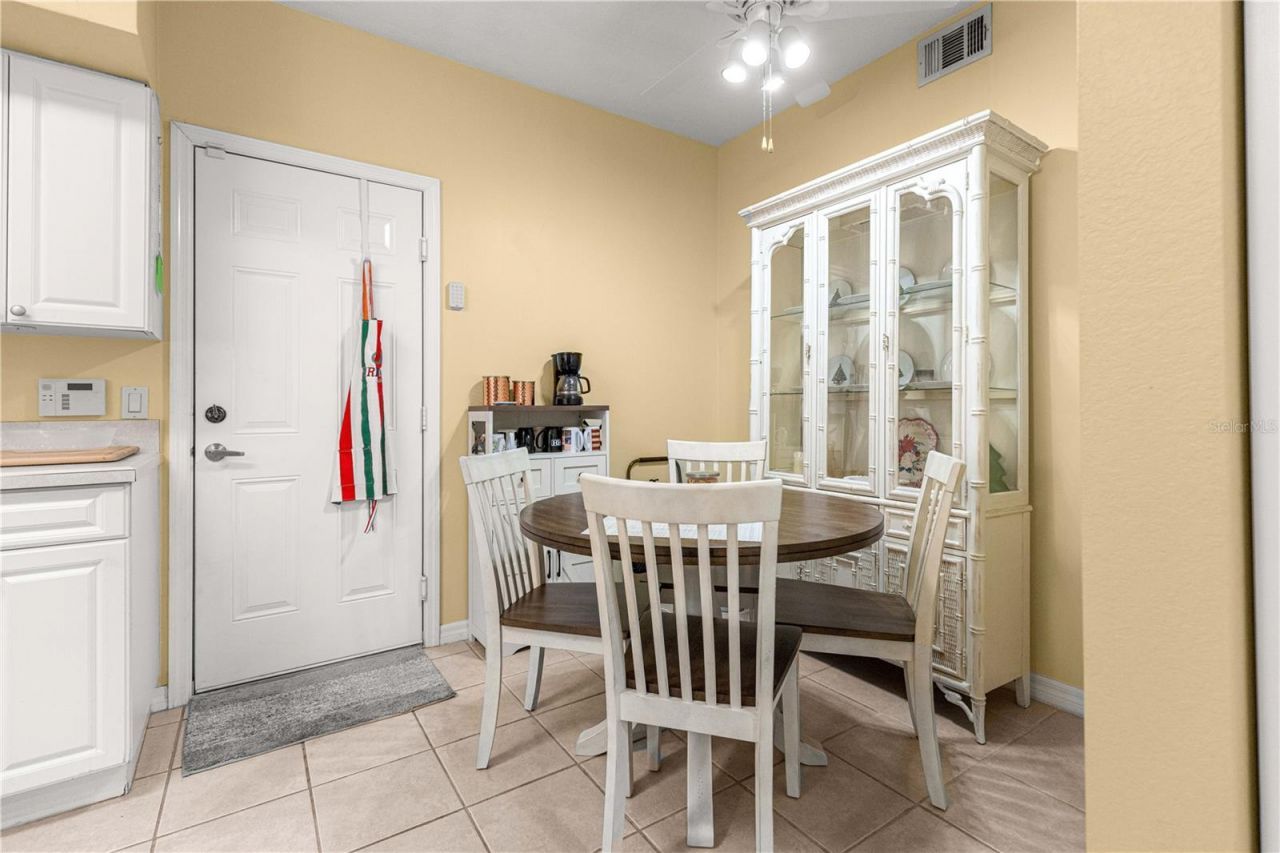 5392 Admiral Way, Oxford, FL 34484 Photo