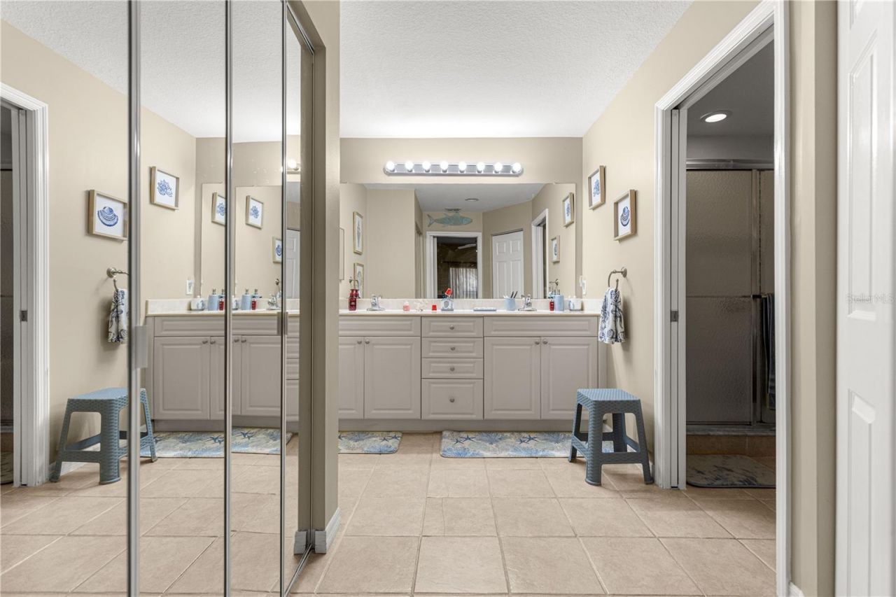 5392 Admiral Way, Oxford, FL 34484 Photo