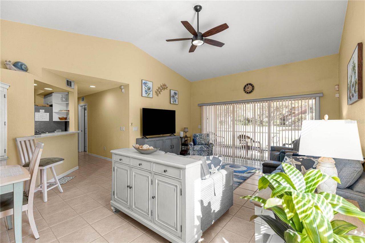 5392 Admiral Way, Oxford, FL 34484 Photo