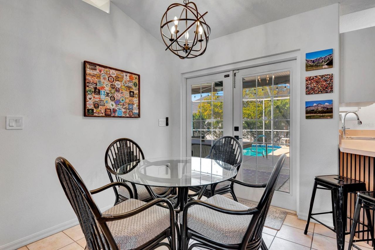 810 Mcarthur Avenue, Sarasota, FL 34243 Photo