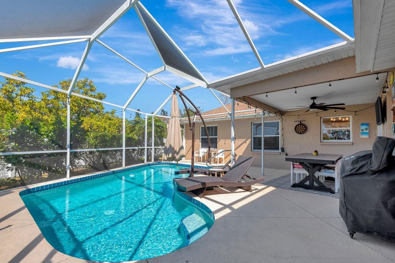 810 Mcarthur Avenue, Sarasota, FL 34243 Photo