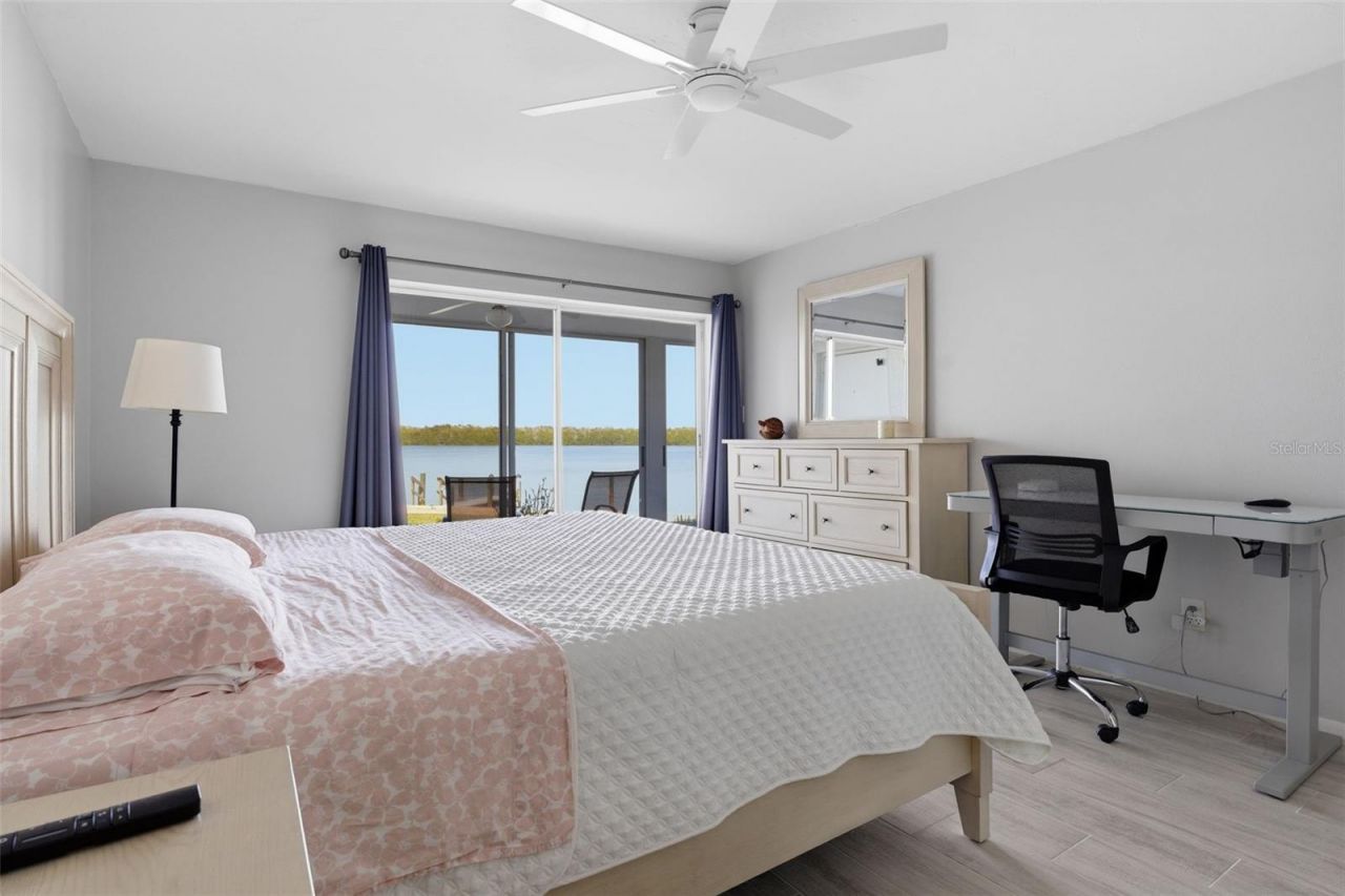 4440 Exeter Drive, Unit 106, Longboat Key, FL 34228 Photo