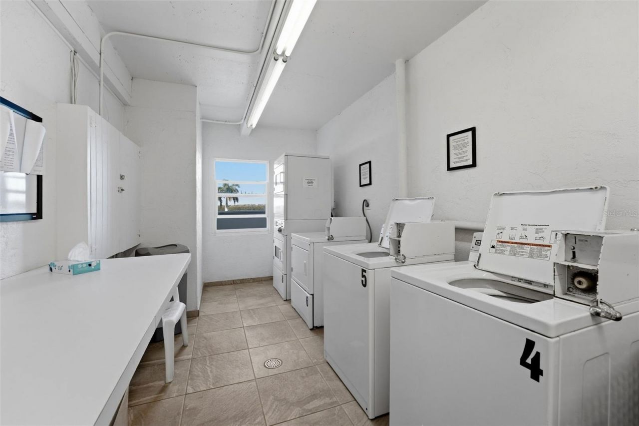 4440 Exeter Drive, Unit 106, Longboat Key, FL 34228 Photo
