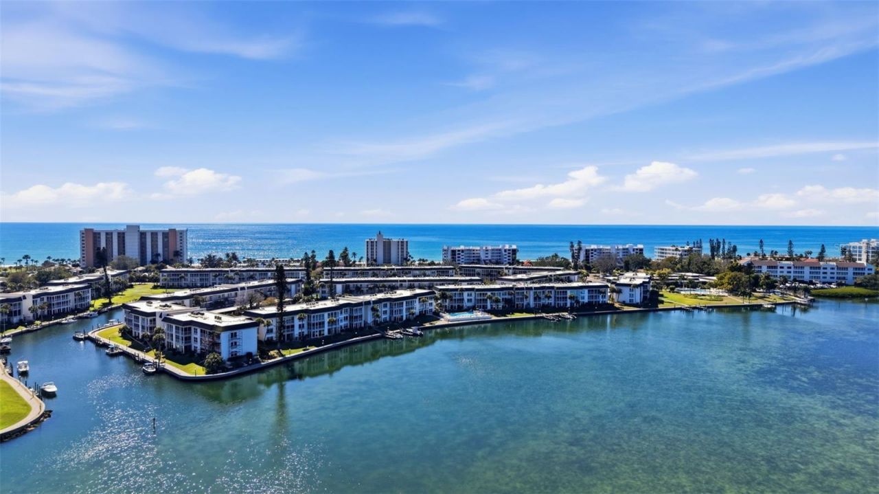 4440 Exeter Drive, Unit 106, Longboat Key, FL 34228 Photo