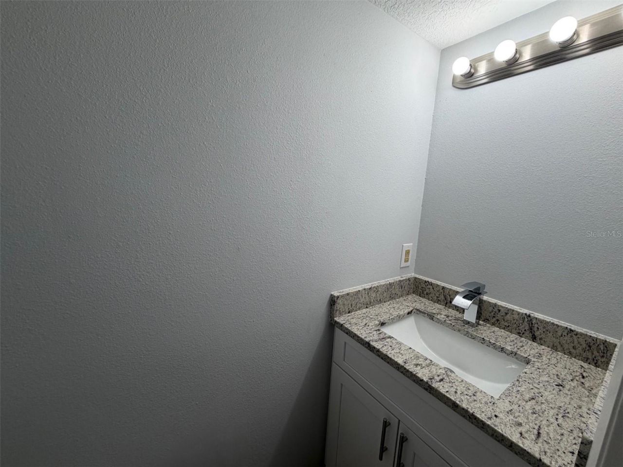 6812 Moorhen Circle, Orlando, FL 32810 Photo