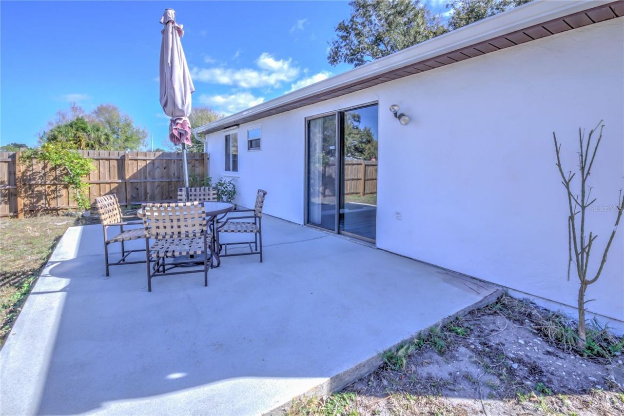 1355 N Pompano Avenue, Sarasota, FL 34237 Photo