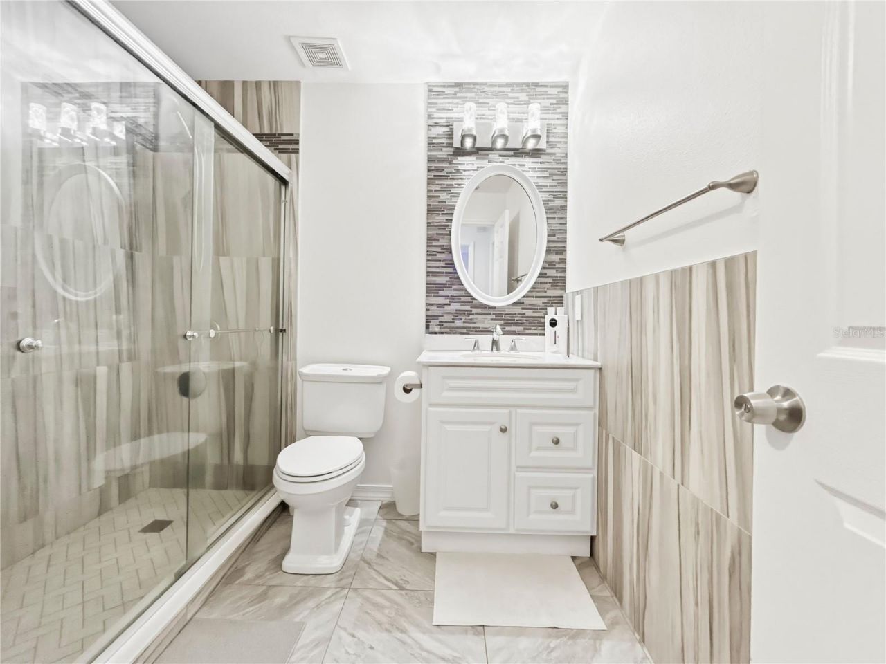 2285 Fox Wood Court, Saint Cloud, FL 34771 Photo