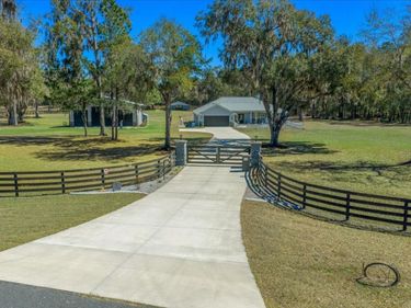 6655 NW 145TH AVENUE ROAD, MORRISTON, FL 32668