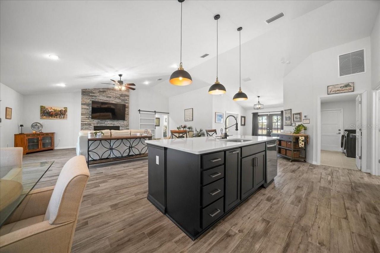 6655 NW 145th Avenue Road, Morriston, FL 32668 Photo