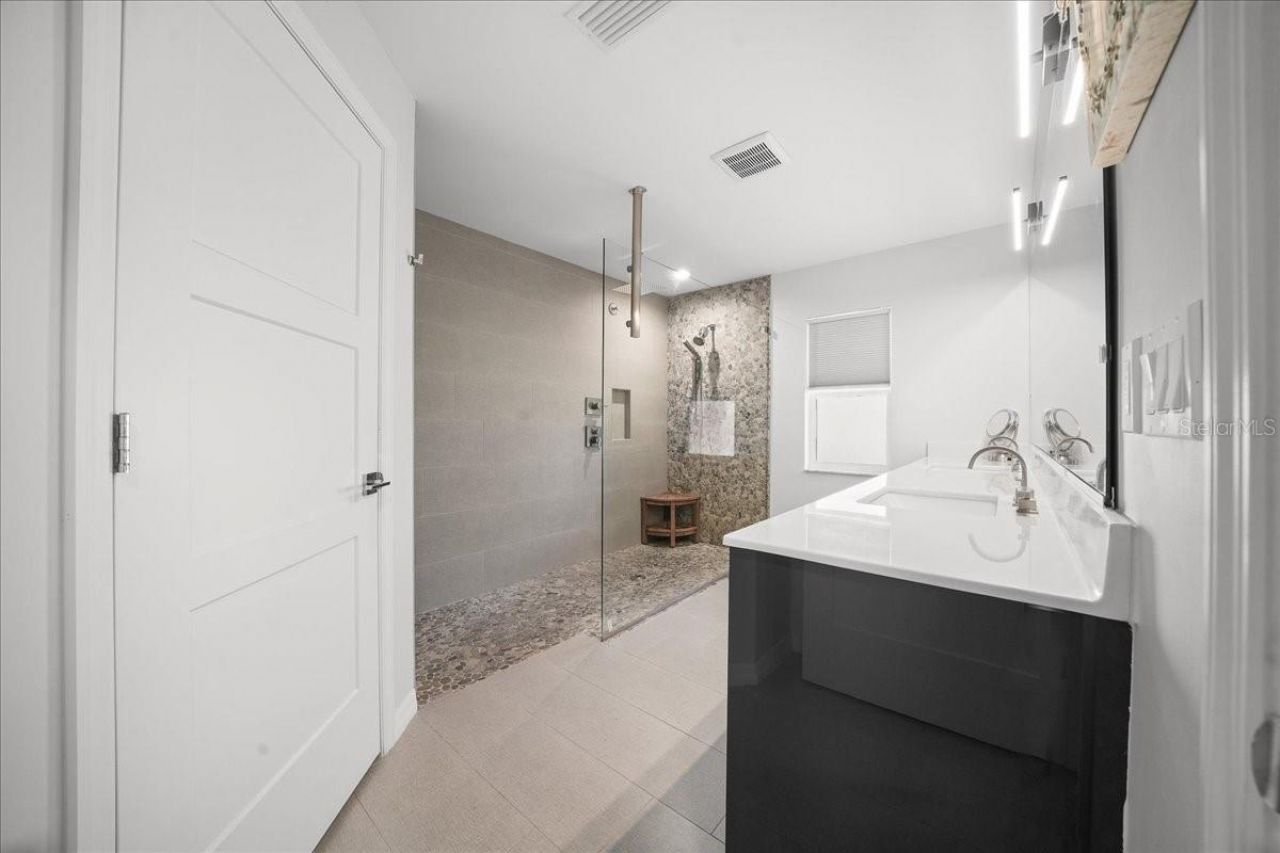 6655 NW 145th Avenue Road, Morriston, FL 32668 Photo