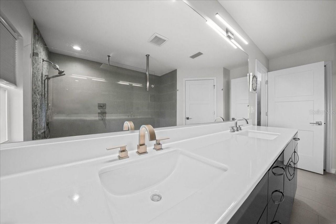 6655 NW 145th Avenue Road, Morriston, FL 32668 Photo