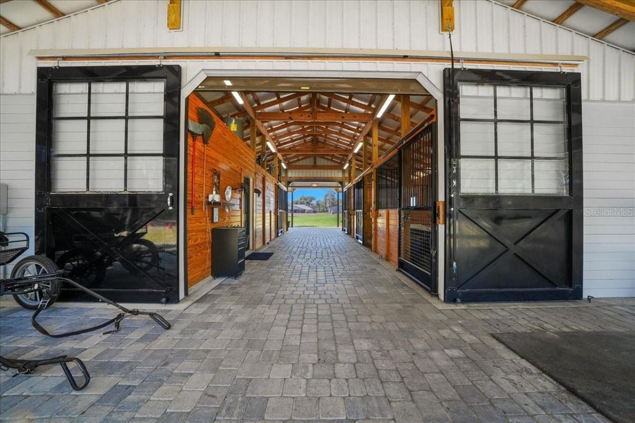 6655 NW 145th Avenue Road, Morriston, FL 32668 Photo