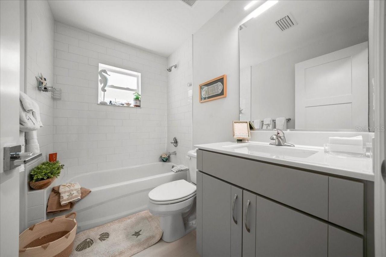 6655 NW 145th Avenue Road, Morriston, FL 32668 Photo