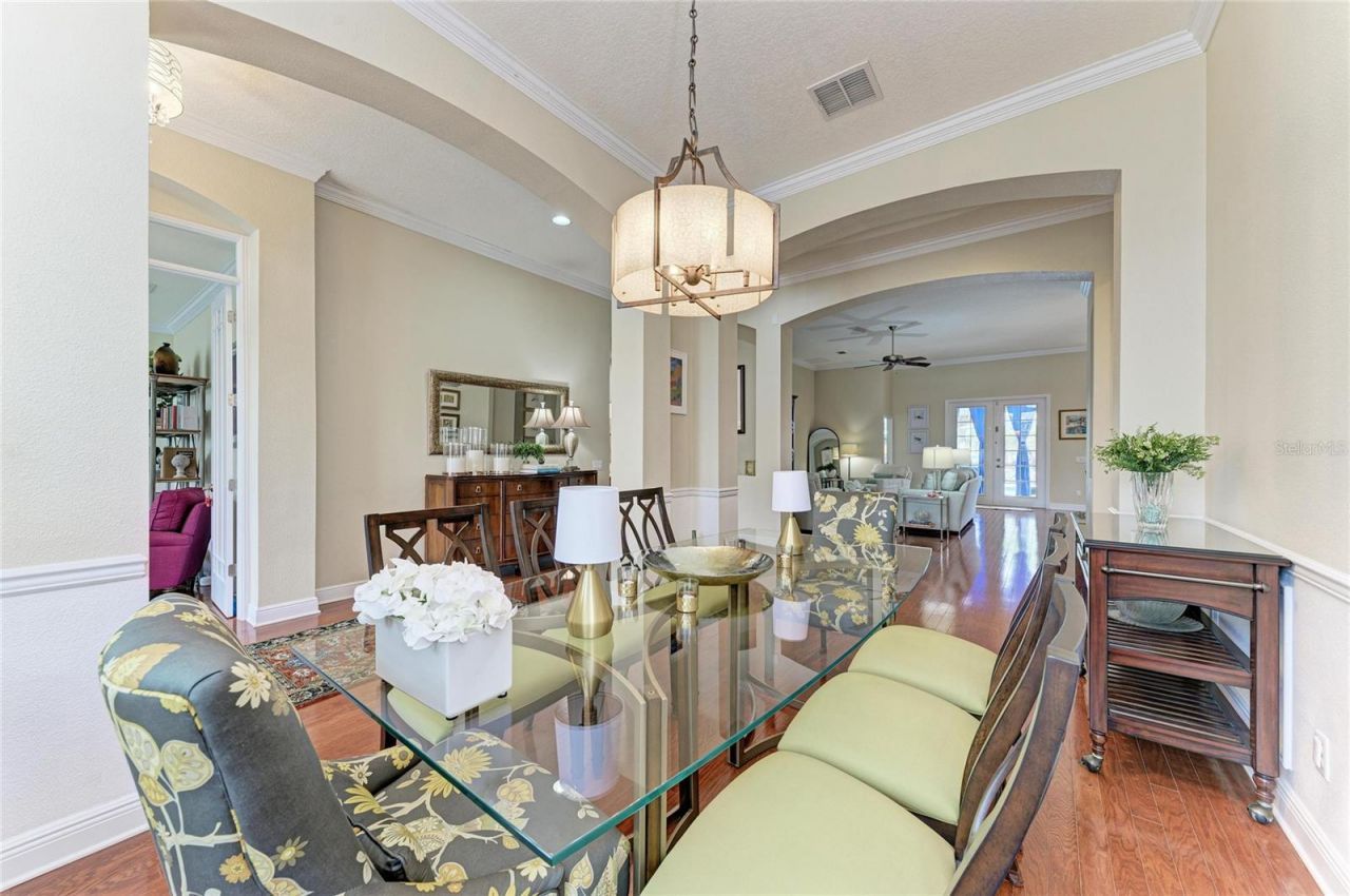 302 Cockle Shell Loop, Apollo Beach, FL 33572 Photo