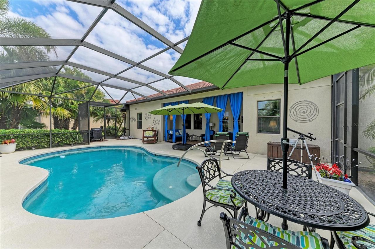 302 Cockle Shell Loop, Apollo Beach, FL 33572 Photo