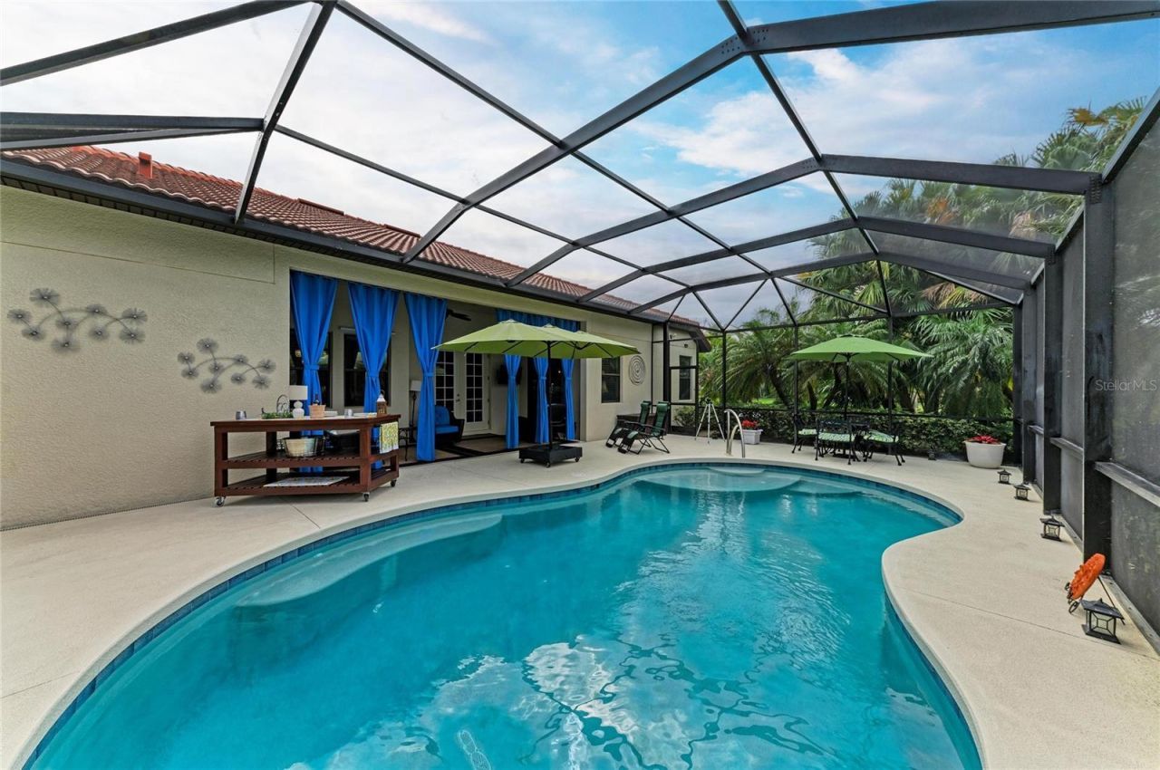 302 Cockle Shell Loop, Apollo Beach, FL 33572 Photo