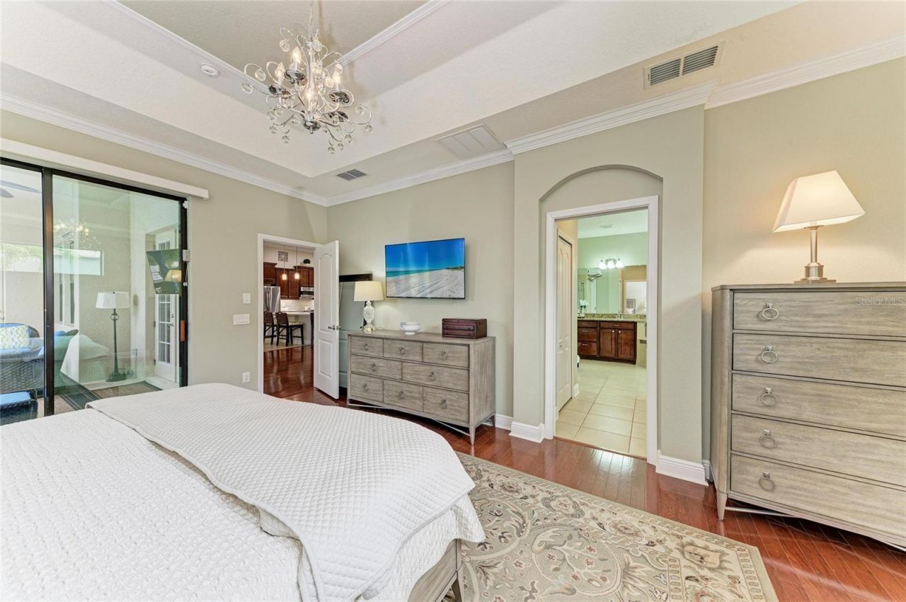 302 Cockle Shell Loop, Apollo Beach, FL 33572 Photo