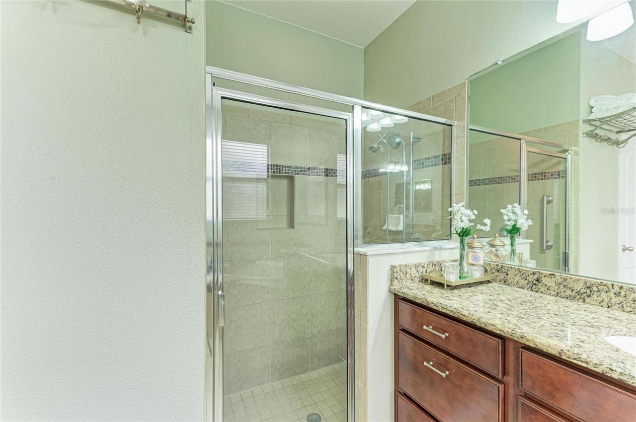 302 Cockle Shell Loop, Apollo Beach, FL 33572 Photo